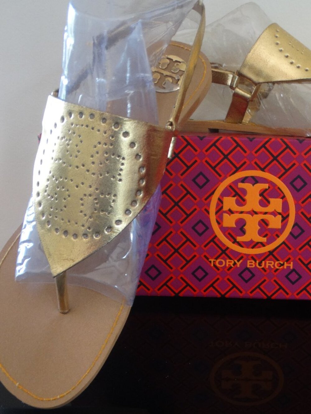 TORY BURCH Size 9 Flat Perforated Thong Sandals Gold DANIELA, leather